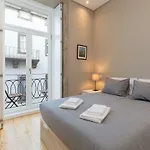 Porto&Clérigos Views by Porto City Hosts