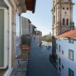 Porto&Clérigos Views by Porto City Hosts